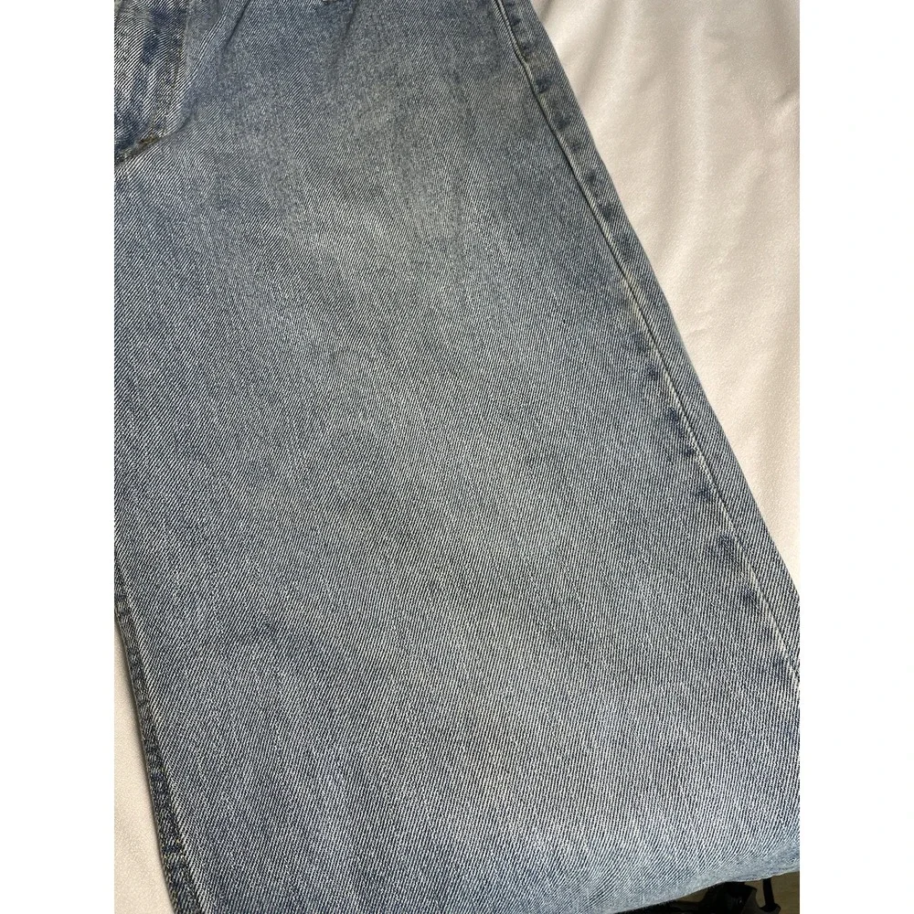 Levi's 550 Jeans 36x32‎ Relaxed Fit Straight Leg Denim Light Wash Distressed